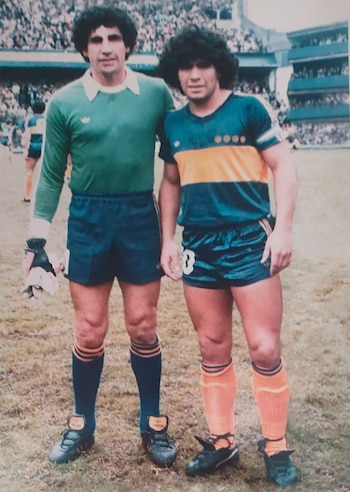 El arquero, junto a Diego,