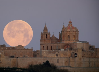 La prohibición de vehículos y