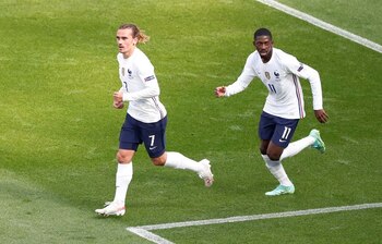 Antoine Griezmann de Francia celebra