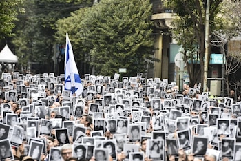 Acto en conmemoración por el 32° aniversario del atentado a la AMIA