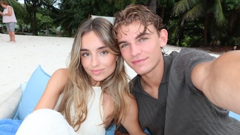 Las vacaciones de Nico Paz y su pareja Emma Ramirez en Seychelles