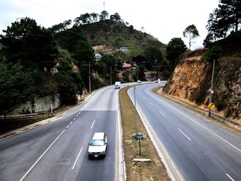 Las obras incluirán balastrado, drenajes, limpieza y mantenimiento de vías rurales.(FOTO: El Heraldo)
