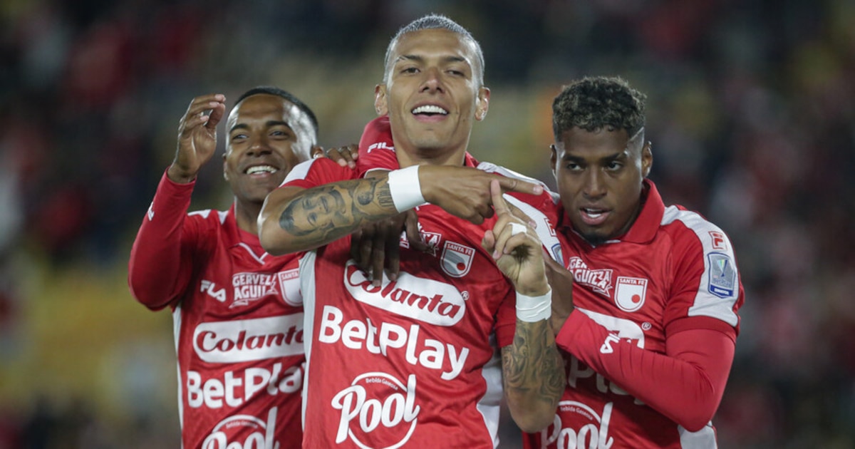Photo: Infobae Independiente Santa Fe Secures Dramatic 2-1 Late Win Against Atlético Bucaramanga in Liga BetPlay