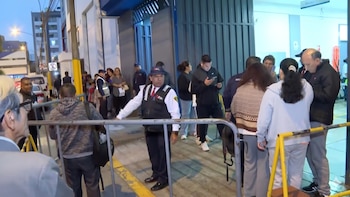 Problemas para tramitar pasaportes: usuarios se amanecen desde las 2:00 a.m.