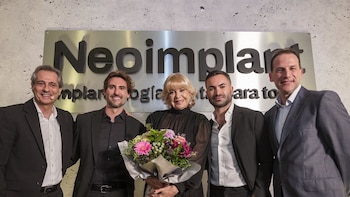 Bárbara Rey, embajadora de Neoimplant