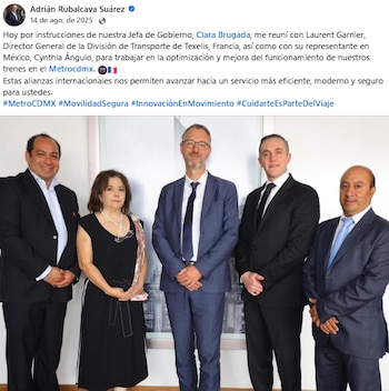 Adrián Rubalcava, director del Metro de la CDMX, en eventos públicos en representación de la Jefa de Gobierno, Clara Brugada.