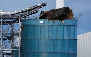 La vista del tanque dañado