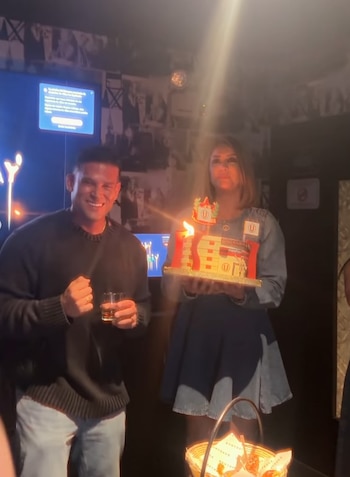 Karla Tarazona emociona con romántica dedicatoria a Christian Domínguez por su cumpleaños número 43. Captura: IG.