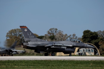 Los cazas F-16 representan la