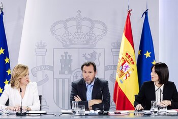 El ministro de Transportes y