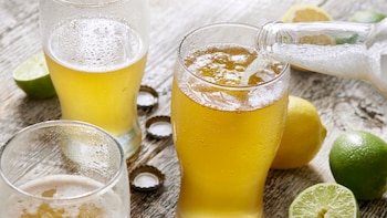 La OCU advierte sobre las cervezas con limón del supermercado: “Solo destacan tres radler de marca blanca por su buena relación calidad-precio”