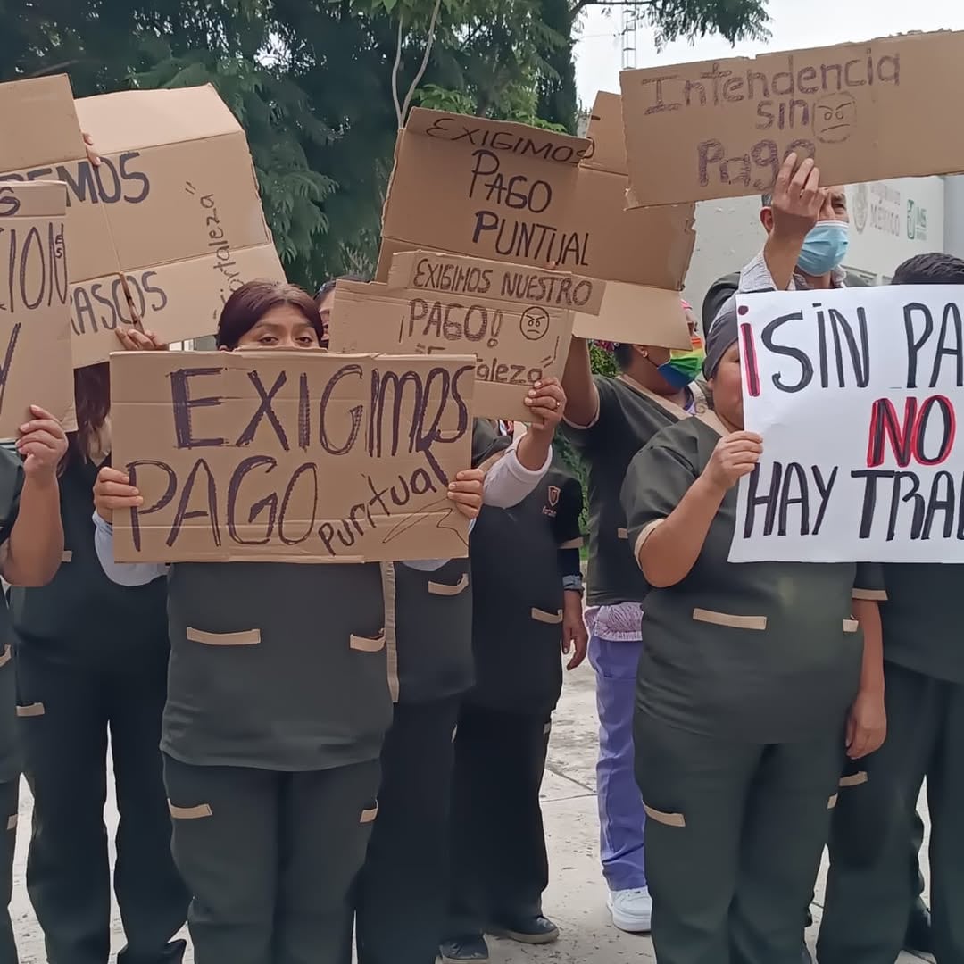 Los hospitales del IMSS en Chihuahua enfrentan alta demanda y saturación de sus servicios.(Redes Sociales)
