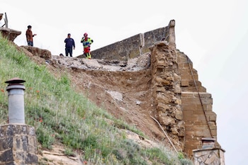 Una parte de la muralla de San Vicente de la Sonsierra (La Rioja) se cae por la lluvia