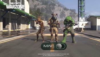 Tres personajes de videojuego, uno con aspecto de madera, otro con cabeza de rata y un tercero de color verde, parados en una calle