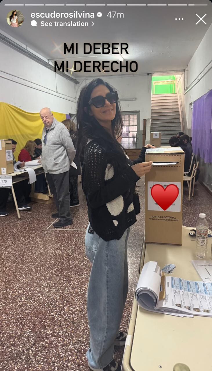 Silvina Escudero metió el sobre con su candidato elegido (Instagram)