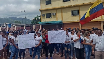 Vecinos salieron a exigir justicia por la muerte de Gladys Zavala y el motorizado Elvis Torres