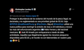 Tuit Christopher Landau