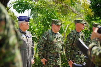 La ceremonia del 7 de agosto en Cali marcará la asunción formal de Abelardo de la Espriella como mando supremo de las Fuerzas Militares y la Policía Nacional - crédito @COMANDANTE_FFMM / X