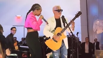Tony Succar junto a Alicia Keys y Alejandro Sanz.