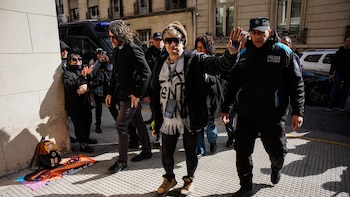 Juicio a “Pity” Álvarez, en vivo: el músico se quedó dormido y el tribunal le llamó la atención