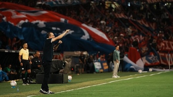 Alejandro Restrepo fue confirmado como nuevo director técnico del Bolívar de La Paz
