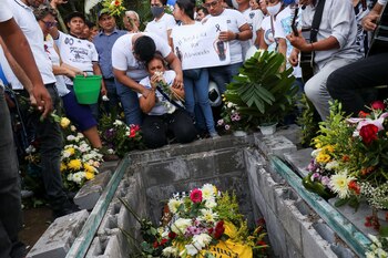 La madre de Alexander Gomez