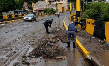El Codem mantiene monitoreos permanentes en zonas vulnerables del Distrito Central. Las cuadrillas atendieron inundaciones, derrumbes y caída de árboles. (Foto: AMDC)