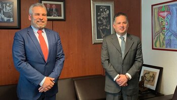 Santiago Nieto se reunió con