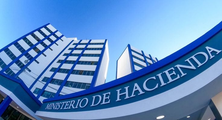 El rubro de tributarios y contribuciones, que constituye la base de la recaudación, evidenció un crecimiento del 8.2 % respecto al año anterior, situándose en $7,352.4 millones.