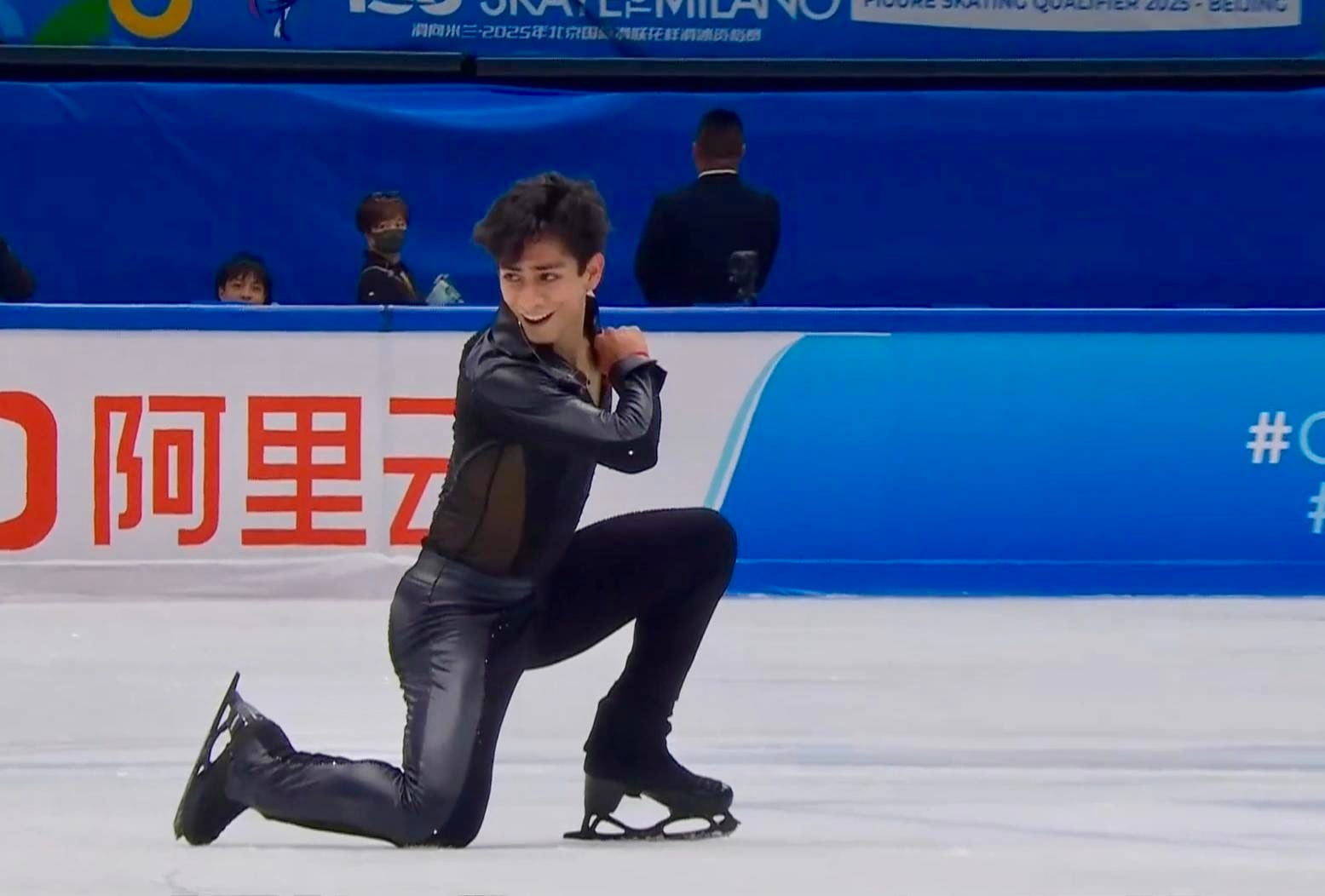 El 10 de febrero, Donovan Carrillo entrará a las pistas. (TW Conade)