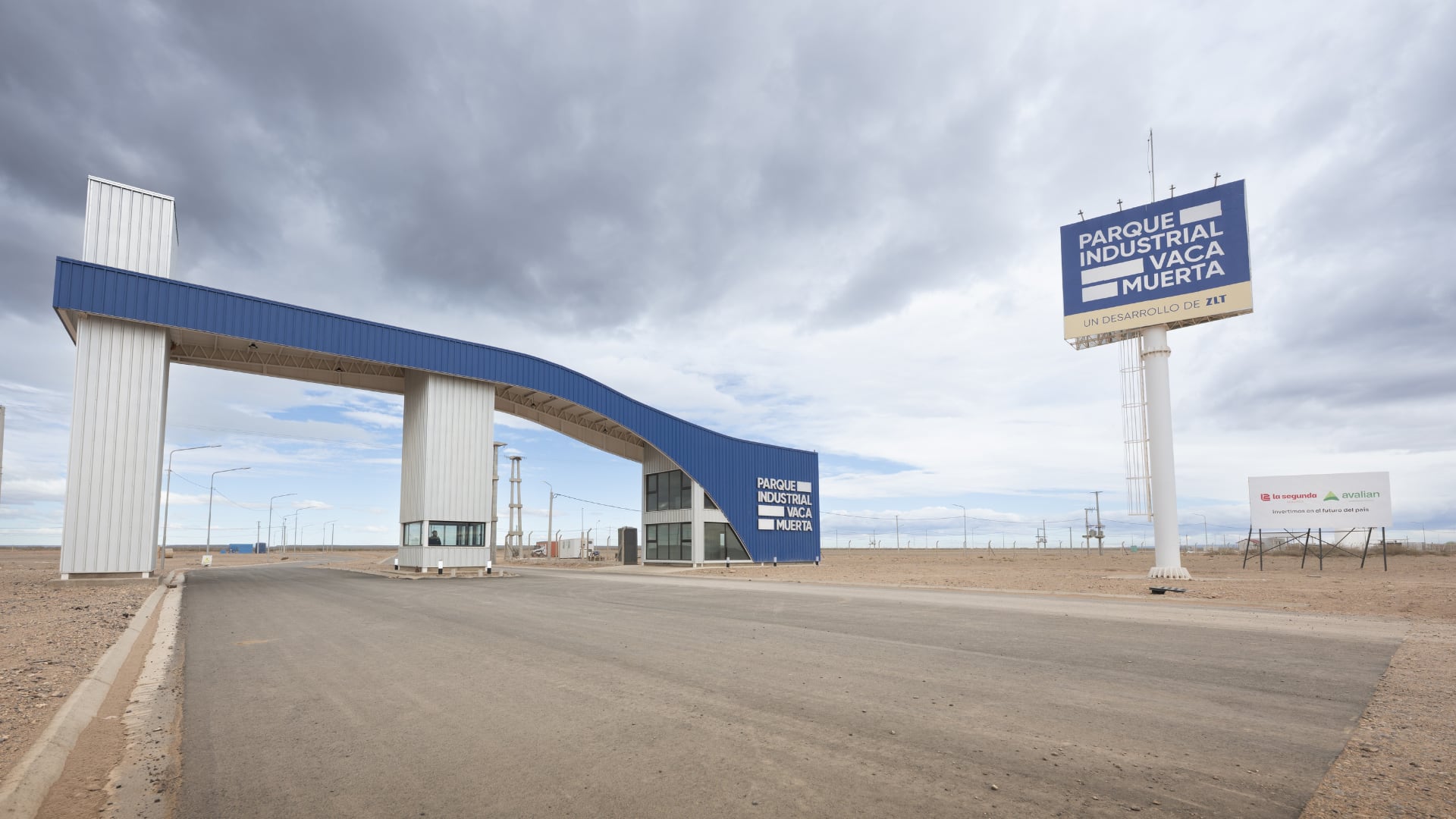 Las primeras empresas ya recibieron la posesión de sus lotes en el Parque Industrial Vaca Muerta (ZLT)