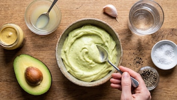 Salsa de aguacate: una receta saludable, apta para veganos y una alternativa al kétchup y la mayonesa