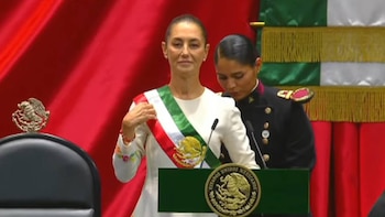 Claudia Sheinbaum luce un vestido