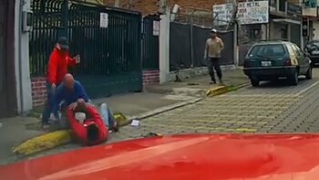 Un octogenario le pidió a