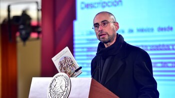 AMLO oficializó la postulación de