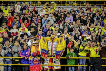 Los cánticos compuestos entre La Fiebre Amarilla y Carlos Vives para la selección Colombia serían entonados por primera vez en el partido contra Costa Rica en Bogotá - crédito Colprensa-Mariano Vimos