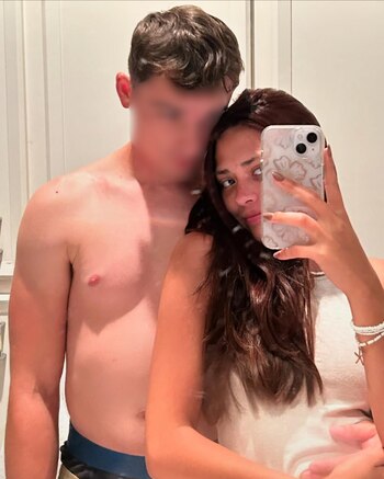 La joven se había comprometido