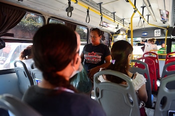 ARCHIVO: El flujo de pasajeros en el transporte colectivo ha disminuido, lo que compromete la sostenibilidad financiera de las rutas y el cubrimiento de costos operativos. (REUTERS/Jessica Orellana)