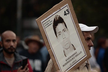 Familiares y simpatizantes de los