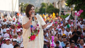 Xóchitl Gálvez arremetió en contra