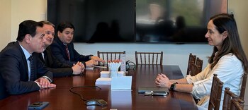El canciller Ramírez con Shannon K. O’Neil, vicepresidenta de estudios latinoamericanos del Council on Foreign Relations