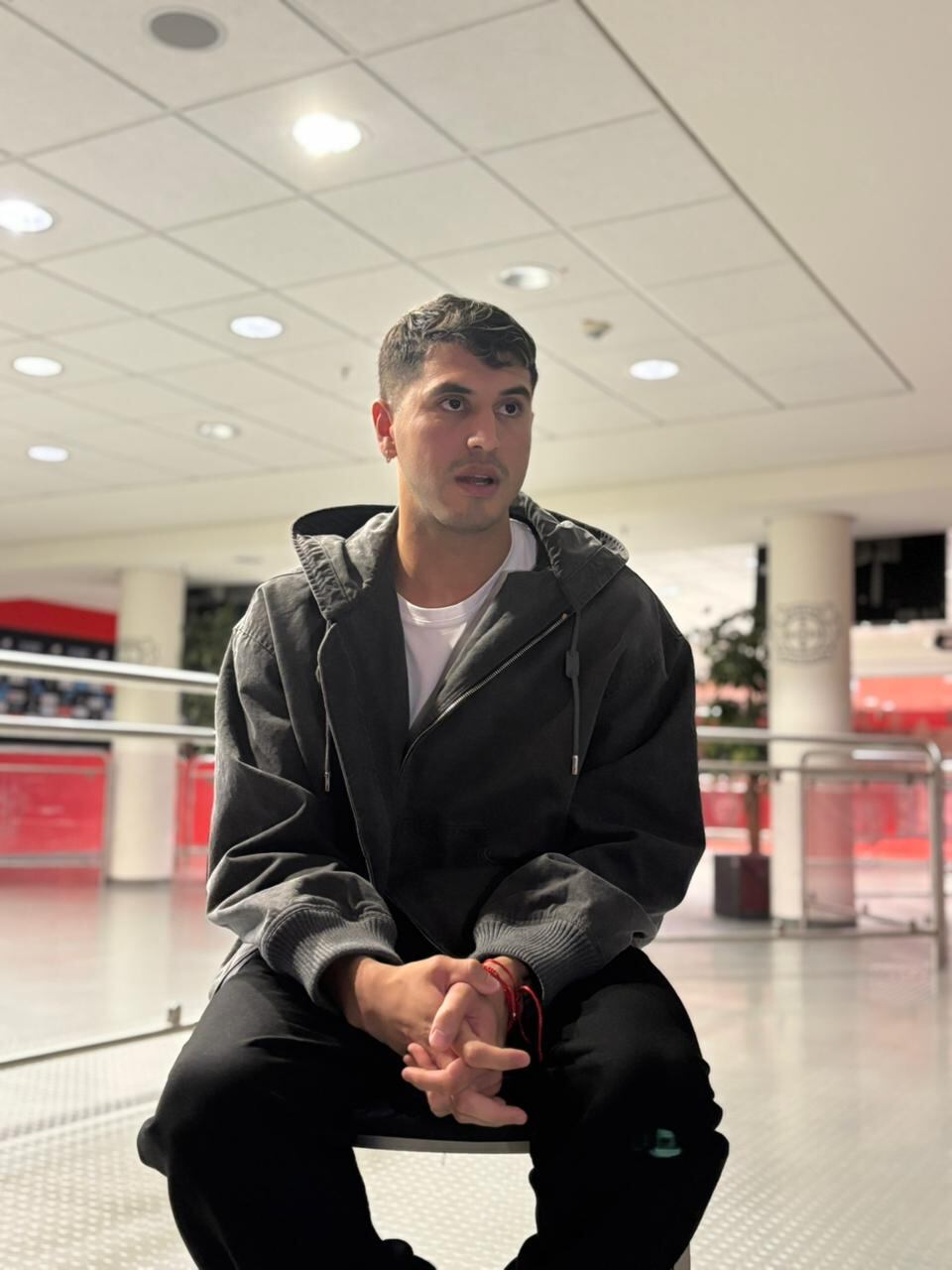 Exequiel Palacios durante la entrevista en las instalaciones del Bayer Leverkusen