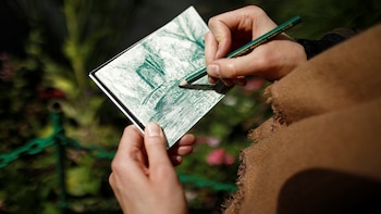 El calor récord en Francia pone en riesgo los jardines de Monet en Giverny