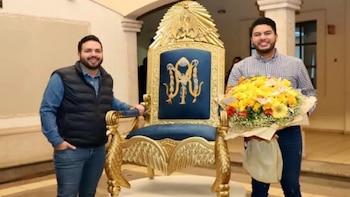 Elota Richard Millán Silla Presidencial réplica SInaloa