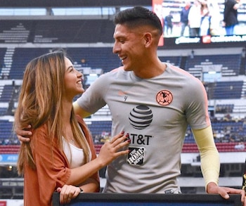 Edson Álvarez y su pareja Sofía Toache (Redes Sociales)