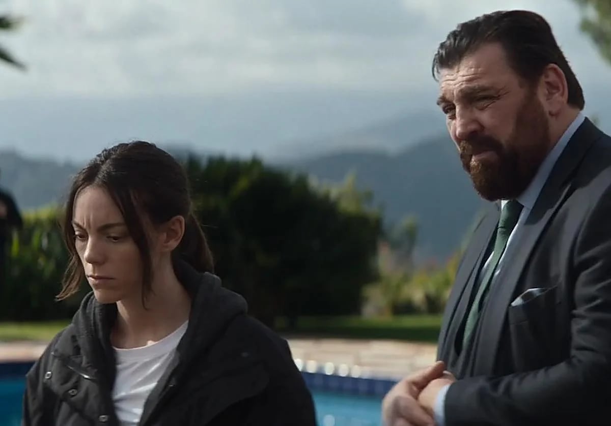Victoria Luengo y Hovik Keuchkerian en