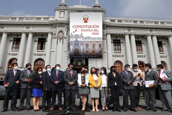 La bancada oficialista busca reforzar