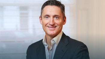 El italiano Andrea Gaudenzi reelegido