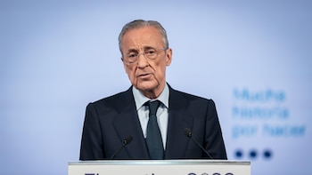Florentino Pérez: "¿Pero no tenían un entrenador cerrado? La camiseta del Real Madrid no se mancha con mentira"
