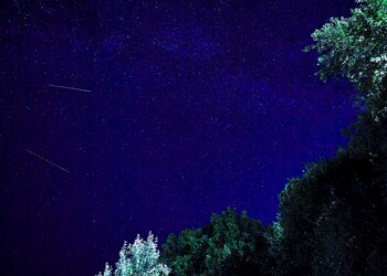 Dos meteoritos captados desde una